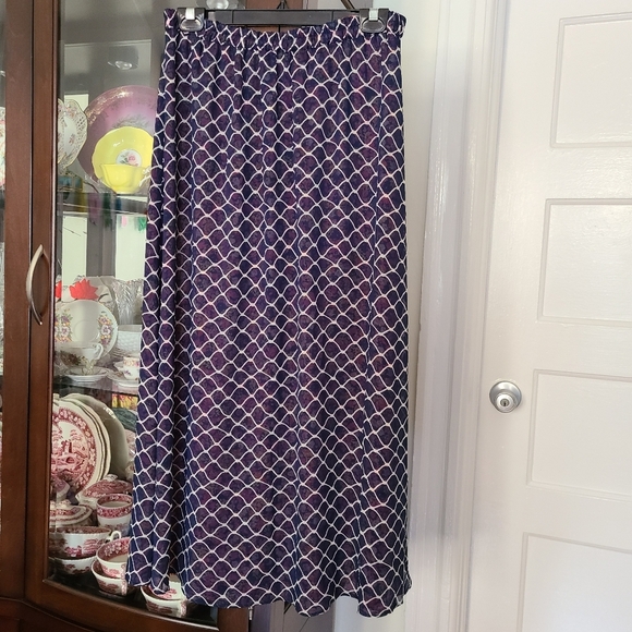LIZ CLAIBORNE NY Reversible Maxi Skirt Size Medium - Picture 6 of 6